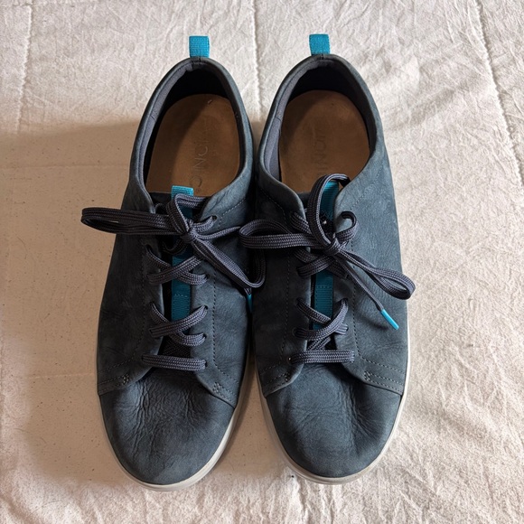 Vionic Paisley Navy Suede Sneakers Size 9 Comfort Shoes